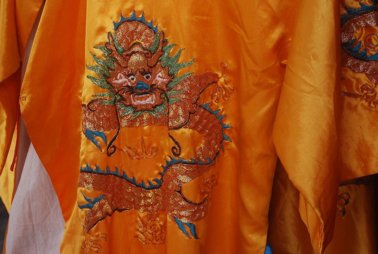 【苏州丝绸前十品牌,苏州丝绸服装品牌】