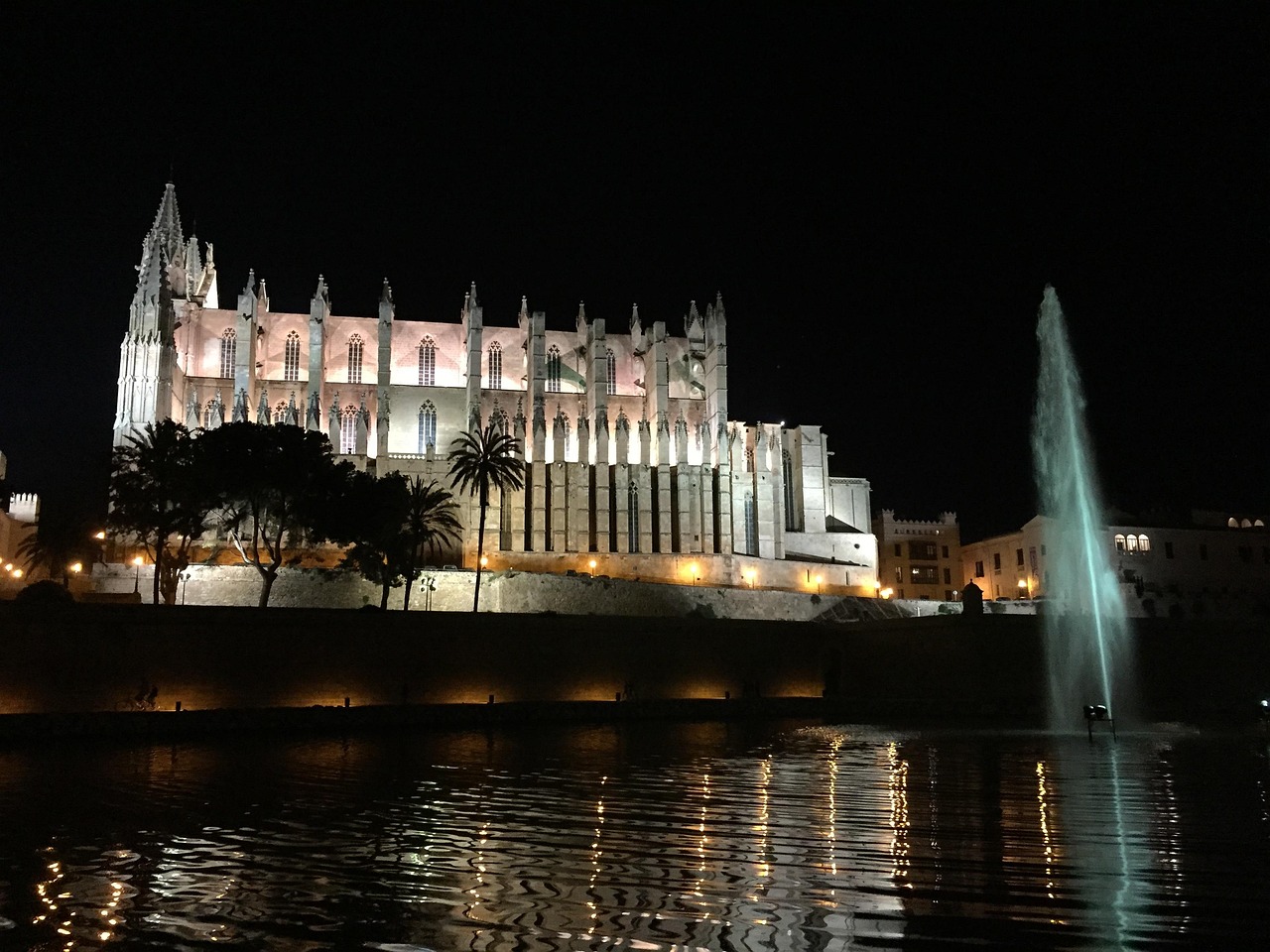 西宁旅游/西宁旅游攻略必去景点大全